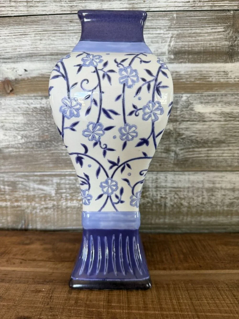 Oriental Accent Vase Chinoiserie Blue White Floral Motif Trellis Pattern Vintage